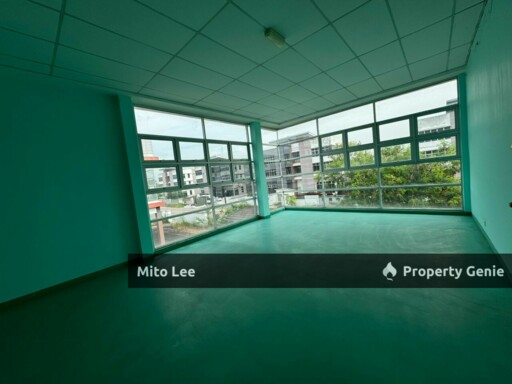 Gelang Patah Semi-D Factory For Rent!