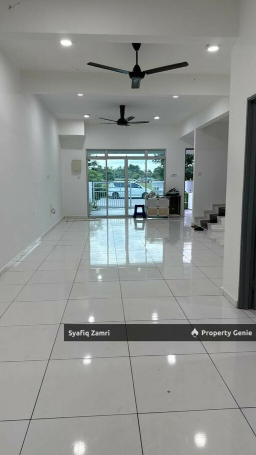 TERES 2 TINGKAT BKP SOI, BANDAR KUANTAN PUTRI, KUANTAN