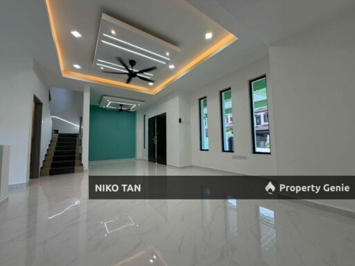 [Corner Lot]2-Storey @ Jalan Bayu Bandar Seri Alam For Sale