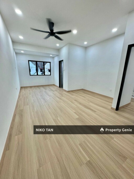 Jalan Permas Double Storey With Fully Renovated Bandar Baru Permas