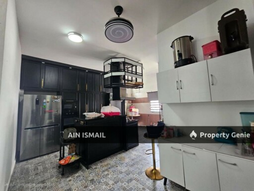 [END LOT & HIGH END UNIT] TERES 2.5TINGKAT BANDAR PUTRA