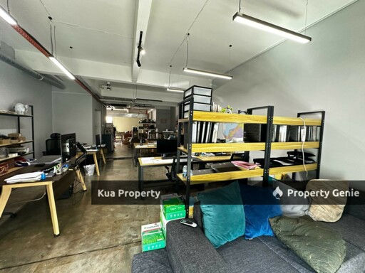 First Floor Intermediate Shoplot For Sale! Located at Papillon, MJC Batu Kawa