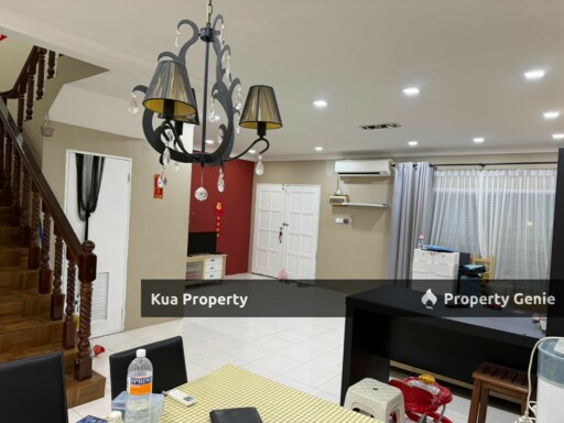Double Storey Terrace Intermediate House For Rent! Located at Riveria, Samarahan