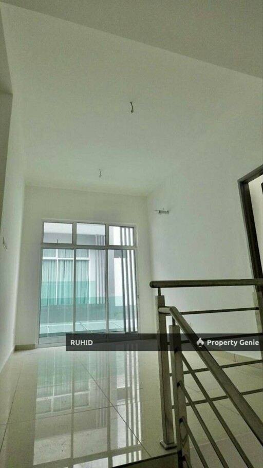 Freehold 4R4B Cluster House For Sale in Taman Bestari Indah Ulu Tiram