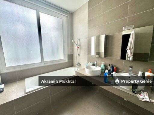 Freehold & Renovated | 3-STOREY SEMI-D CLOVER @ GARDEN RESIDENCE, CYBERJAYA.