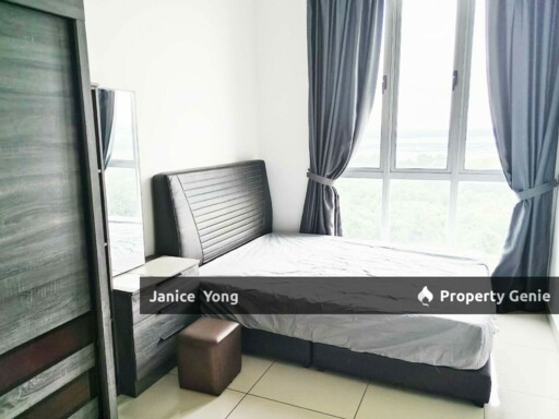 Meridin Bayvue Apartment
