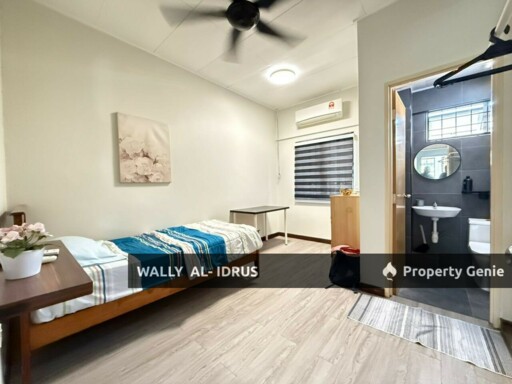 Double storey terrace house @ Kota Damansara Section 8, Jalan Pekaka