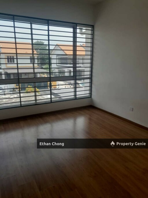 Partially Furnished 2 Storey Terrace House for Rent at Kota Bayuemas, Klang