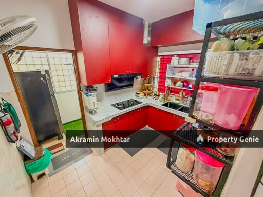 Freehold, Corner Unit & 1 Parking | Kenangan View Apartment, Taman Bukit Kenangan, Kajang Selangor.