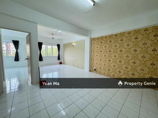 Partially Furnished Rawang Putra Apartment For Rent