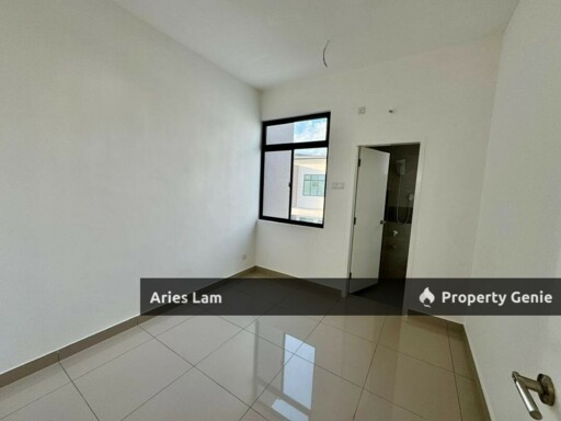 Adda Heights @ Green Avenue / Unblock View