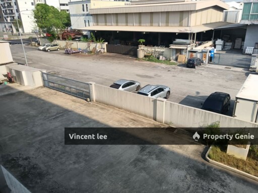 Taman Meranti Jaya, 4 Storey Warehouse Factory , 3 Ton Floor Loading, 40 Foot Container Access, with Cargo Lift, 100 Amp Power Supply, 23 Feet Height at Ground Floor, Prime Location, Easy Access to Hi