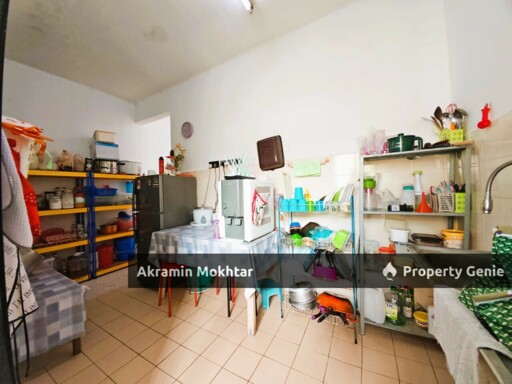 GROUND FLOOR & RENOVATED | SRI MELOR APARTMENT UKAY PERDANA