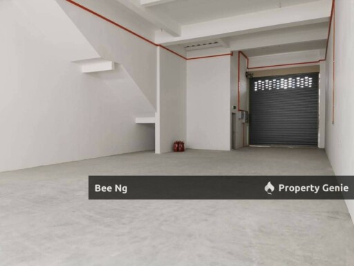 Desa Cemerlang / Jalan Gemilang / 2 Storey Terrace Link Factory