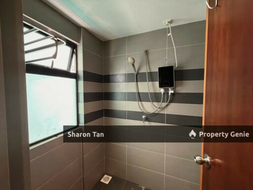 G Residence Plentong 4 Bedroom FF Johor Jaya, Masai, Permas 2 Carpark