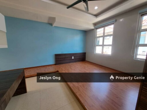 2 Storey Semi-D @ Sutera Utama for Sale