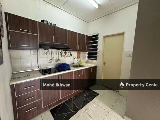 Akasia Apartment Sebelah SMK Setia Alam