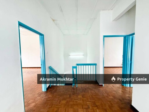 Freehold, End Lot & Renovated | Double Storey Bandar Puchong Jaya , Puchong