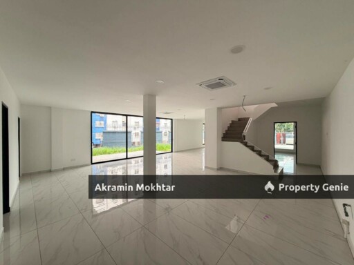 CORNER DOUBLE STOREY TERRACE, VILLA MAS 2, KIPARK SRI UTARA, OFF JALAN IPOH, KUALA LUMPUR.