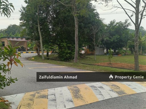 2 Storey Terrace at Tmn Impian Putra Bangi and Facing Surau