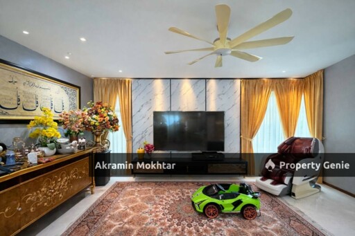 Freehold, Renovated & Partially Furnished | Double Storey Bungalow Saujana Villa, Kajang