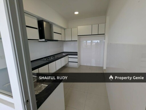 Want to Sell. E Park Residence Taman Sri Putra Mas