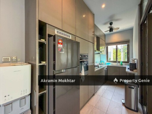 Corner Lot, Modern Design & Fully Furnished |  3 Storey Bungalow at Perdana Heights U10, Shah Alam