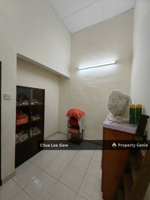 🏡MEDIUM COST HOUSE FOR SALE📍 JALAN BESTARI 25