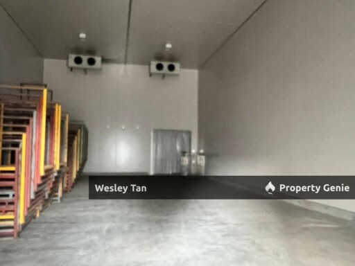 Taman Teknologi Cheng Perindustrian Fully Covered 6,000sqft Cold Room 100AMP
