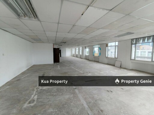 Big Size 3rd Floor Corner Shoplot For Rent! Located at Jalan Kulas, Satok