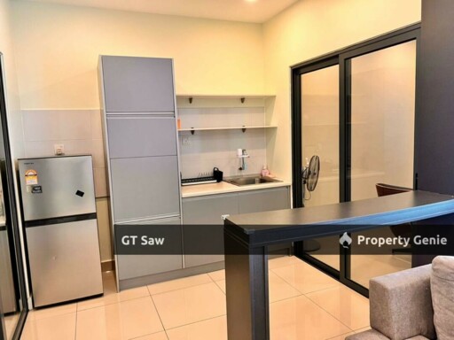 3 Bedroom Newly Renovated Spacious Family Suite Fully Furnish Cheras