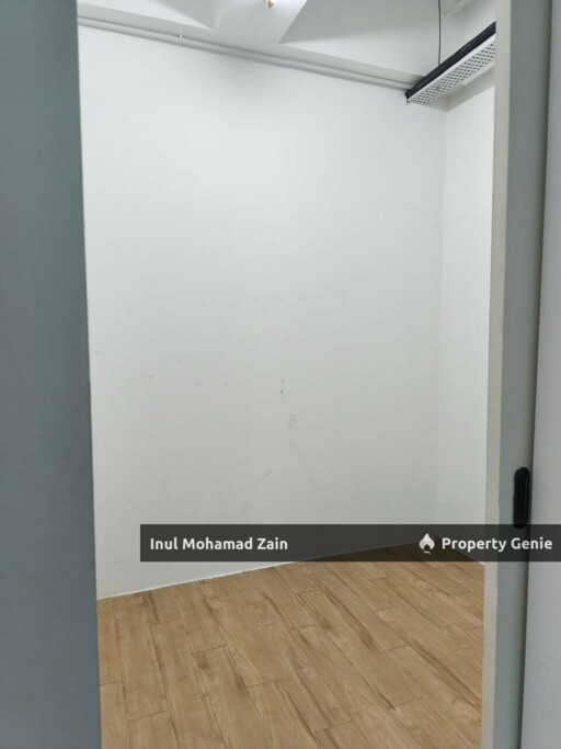 Kenwingston Business Centre For Rental