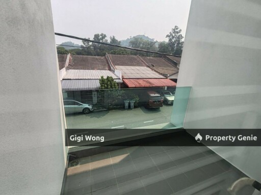 For Rent Double Storey Endlot House