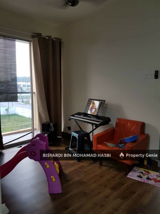 6,168 SQ.FT Corner Lot Semi Detached, Taman Delima Jaya Dengkil, Sepang.