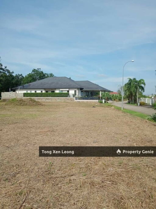 Below Value Gated Guarded Bungalow Land for Sale @ Ayer Keroh