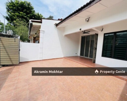 Freehold & Fully Renovated | 2 Storey Terrace Intermediate PU 10 @ Taman Puchong Utama, Puchong