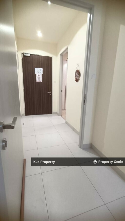 RENNA RESIDENCE @ THE NORTHBANK