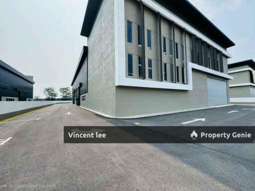 Jalan Cipta Serenia, Dengkil, Kota Warisan, Facing Main Road [ 3 Storey Semi-D Factory  & Detached Factory]