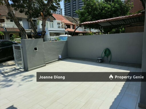 SS7/30 Kelana Jaya Double Storey Terrace House