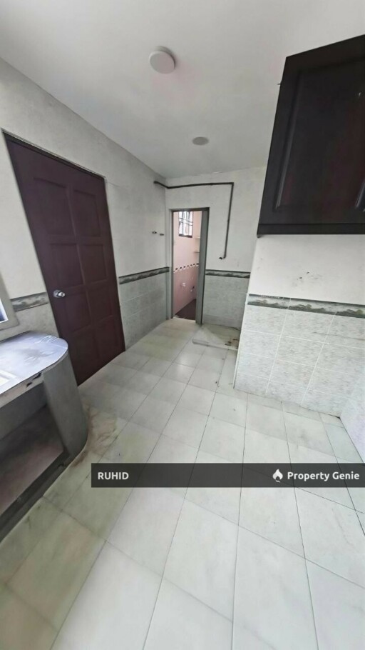 Freehold Non-Bumi Corner Terrace House, Saleng Senai