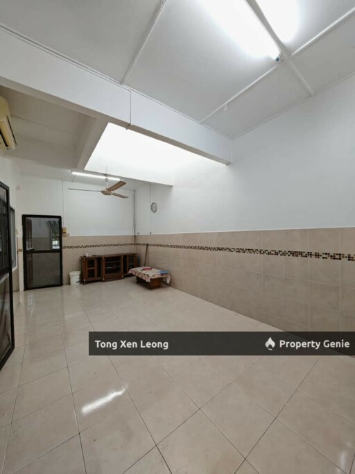 1 Storey For Sale @ Bukit Beruang !! Facing Padang Unit Below Value !!