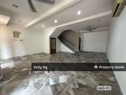 Double Sty House At Taman Sri Gadong For Rent