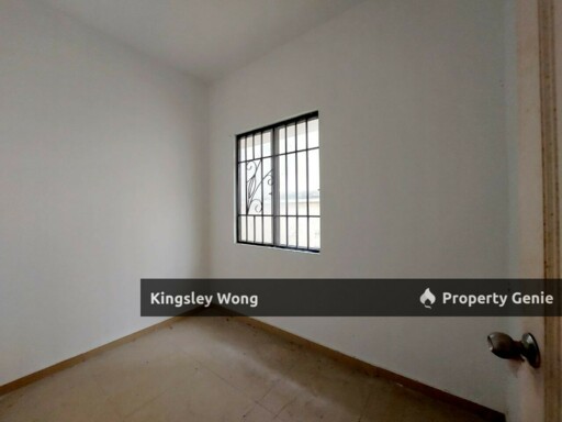 Bandar Seri Botani Double Storey Corner Semi D Freehold Rare unit Near Shoplot Schools Mall Hospital