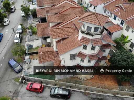 24'x70' Sq.Ft FREEHOLD End Lot Extra Land 2.5 Storey Terrace House Taman Salak Perdana, Bandar Baru Salak Tinggi, Sepang.