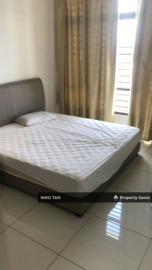 D Summit Condo With Fully Furnished Kempas Utama For Sale