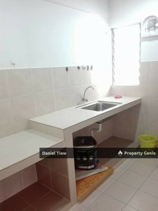 Beverly tower condo near Desa Park City Corner unit