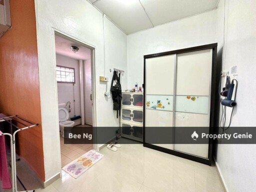 Taman Universiti / Jalan Kebangsaan / 2 Storey Terrace