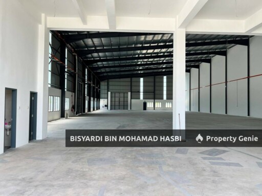 SEMI DETACHED FACTORY WAREHOUSE @ CIPTA 3 BANDAR SERENIA SEPANG .