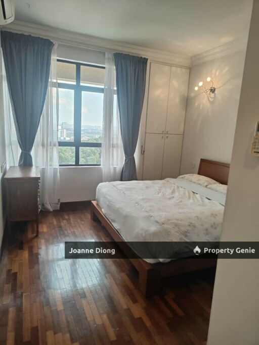 1 Utama Condo