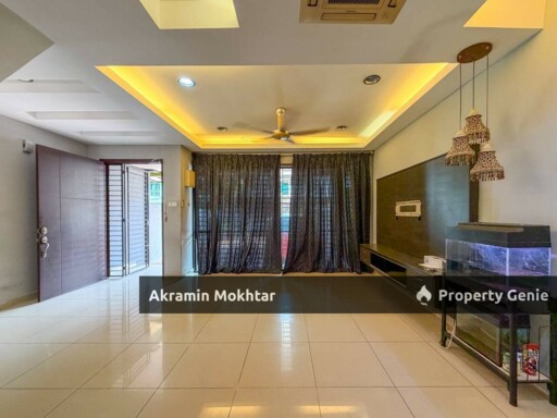 Renovated & Partially Furnished | Triple Storey Taman Sentosa Villa Kajang